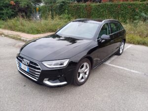 AUDI A4 5ª serie A4 Avant 40 TFSI S tronic Business Advanced