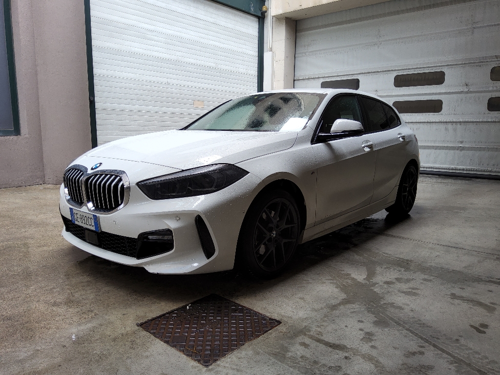BMW Serie 1       (F40) 118d 5p. Msport - 1
