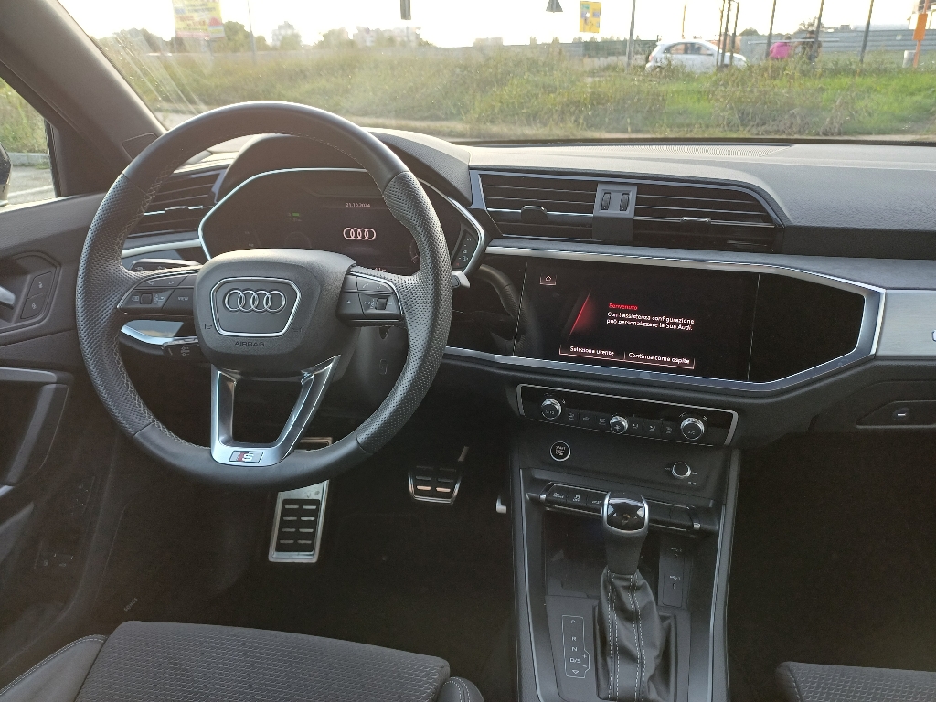 AUDI Q3 2ª serie Q3 45 TFSI e S tronic S line edition - 2